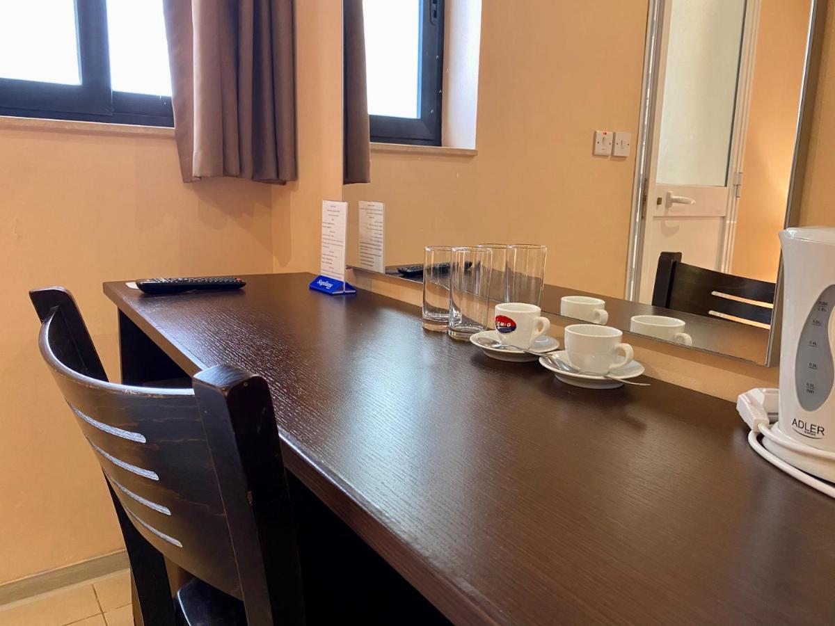 Malta Paradise Hotel San Ġiljan Extérieur photo
