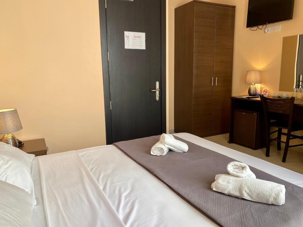 Malta Paradise Hotel San Ġiljan Extérieur photo