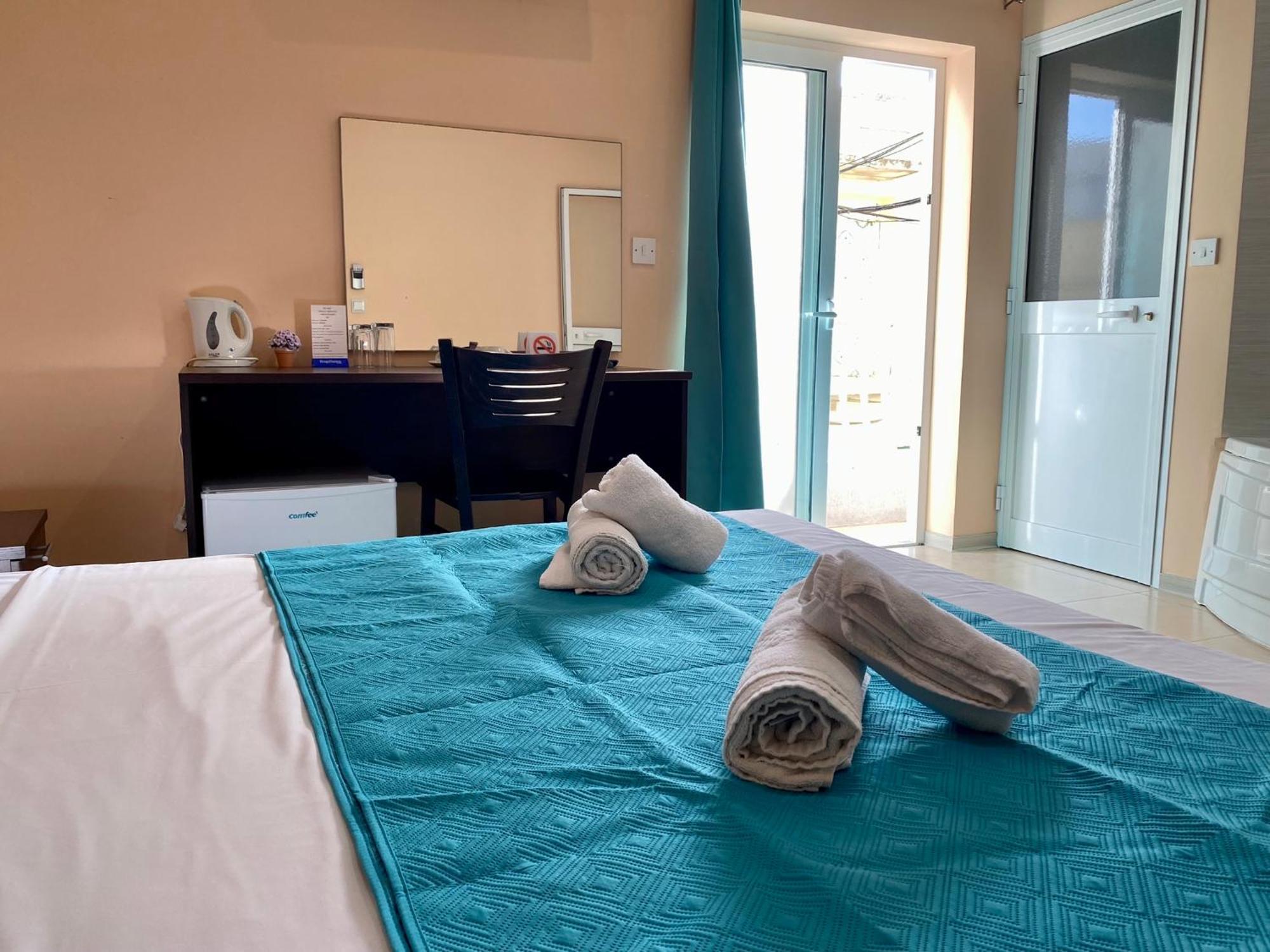 Malta Paradise Hotel San Ġiljan Extérieur photo
